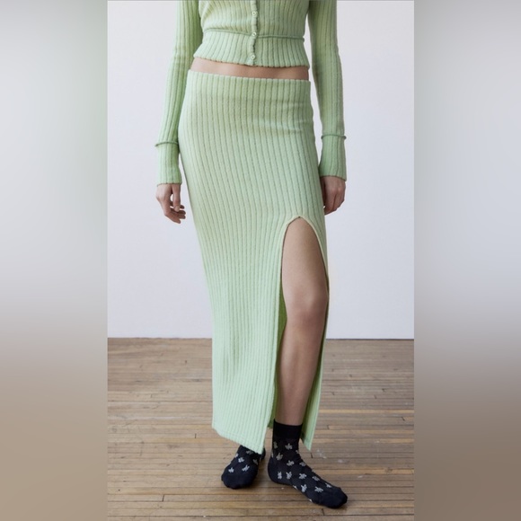 UO Out From Under Suki Maxi Skirt - Picture 2 of 2